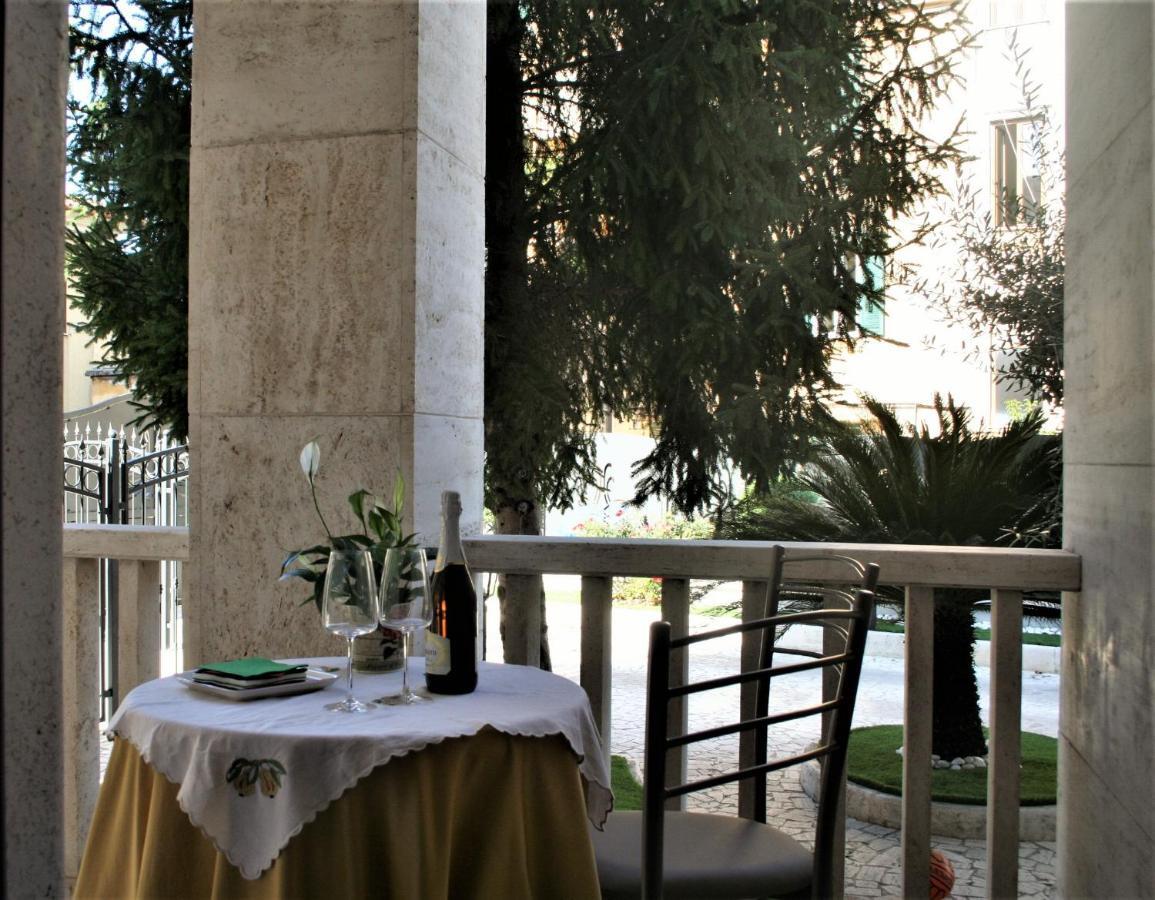 Altavilla Holiday House Tivoli Bagian luar foto